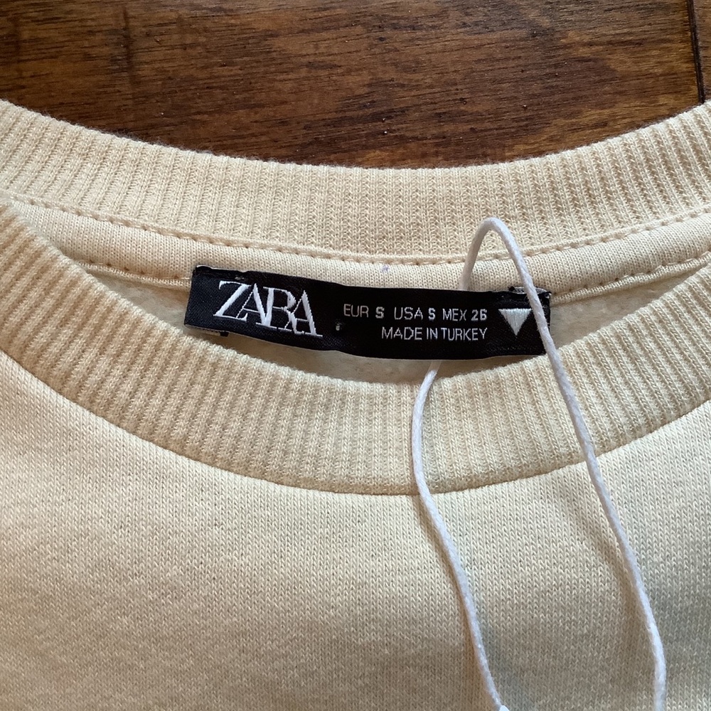 Zara Long Sleeve Knit Cropped Top Ivory Sweatshirt - Picture 2 of 7